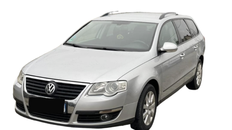 Volkswagen Passat SW or Similar